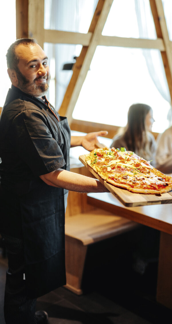 Frutt Entdecken Winter Schlitteln Pizza Intro